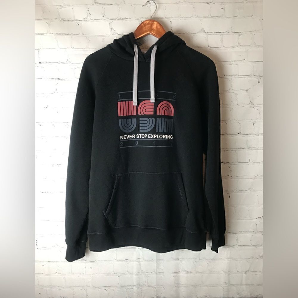 The North Face USA Never Stop Exploring XL